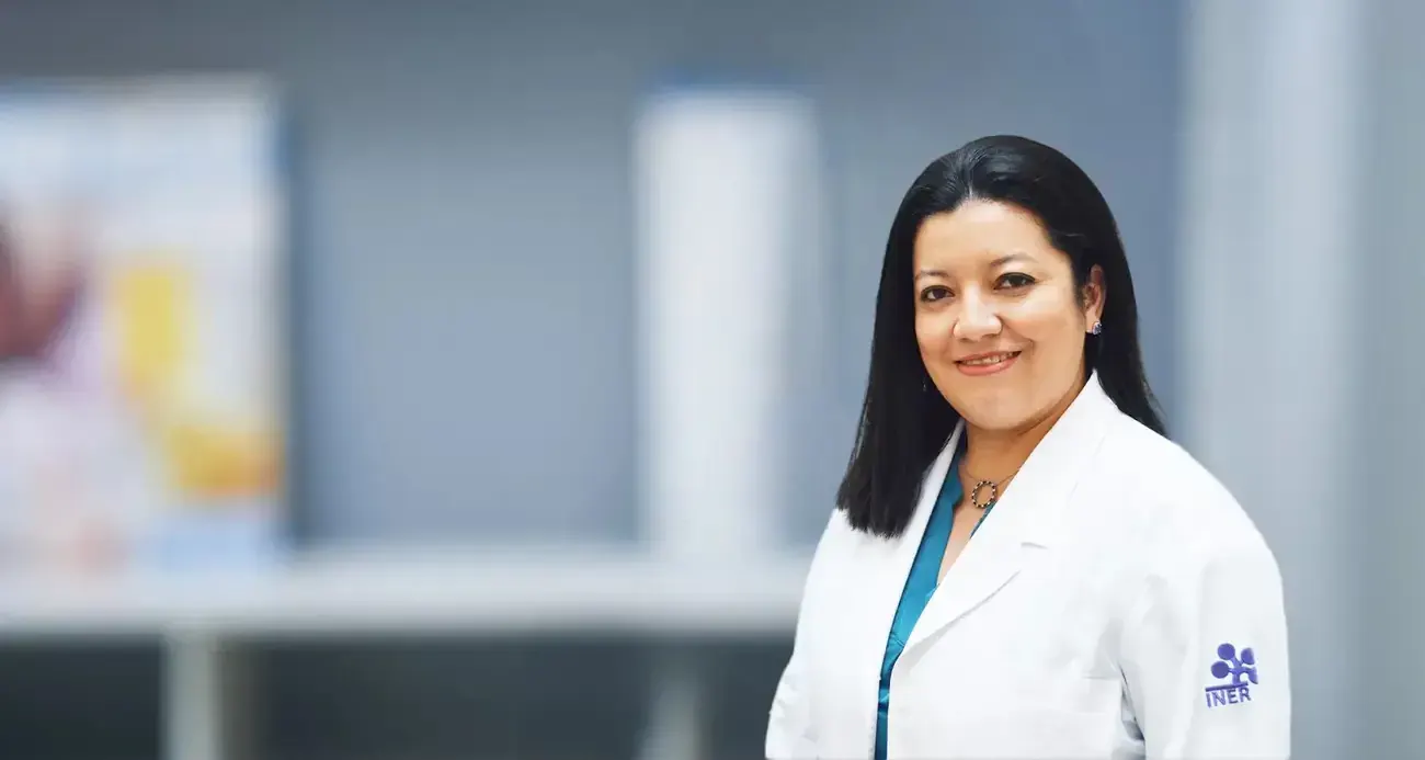 Dra. Elieth Ochoa, neumóloga pediatra, en la Torre de Especialidades San Ángel Inn Acora del Valle